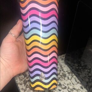 Colorful Wave Pattern Tumbler